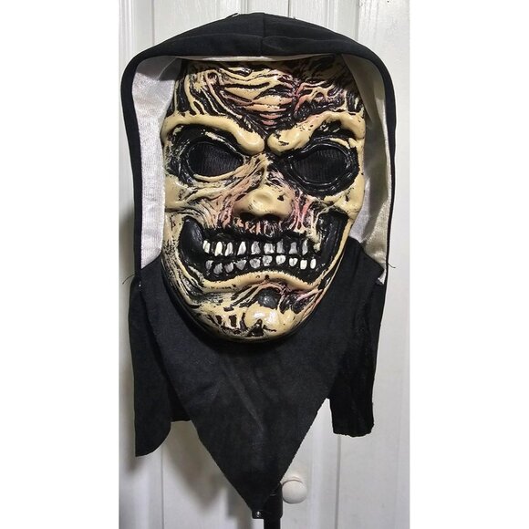 Fun World Glow in the Dark Teeth Hooded Nun Mask Zombie Halloween Adult Costume - Picture 1 of 8